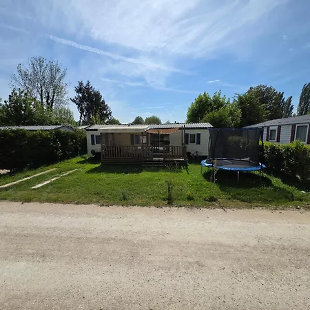 Sejour Normandie - Mobilhome Basic 3ch-6p Avec Tv Dans L'eure - 107 Ivry-la-Bataille